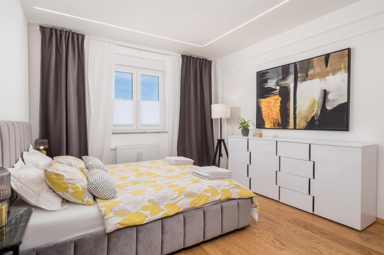 Gallery Apartment Megan2 With Parking Kastav Extérieur photo